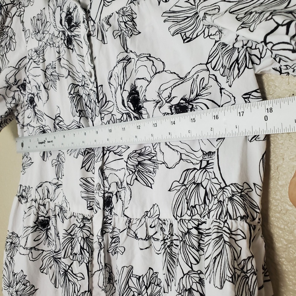 Ivy Street black and white floral midi dress size M women's short sleeves butto - Picture 5 of 9